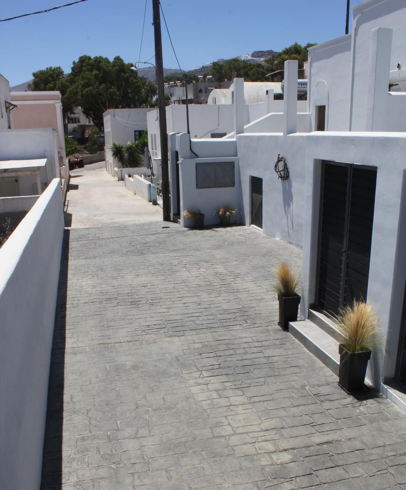 The Rock Luxury Homes Mesaria Exterior foto